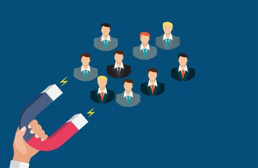 Cách Tiếp Cận Khách Hàng Mới: Định Nghĩa & Chiến Lược