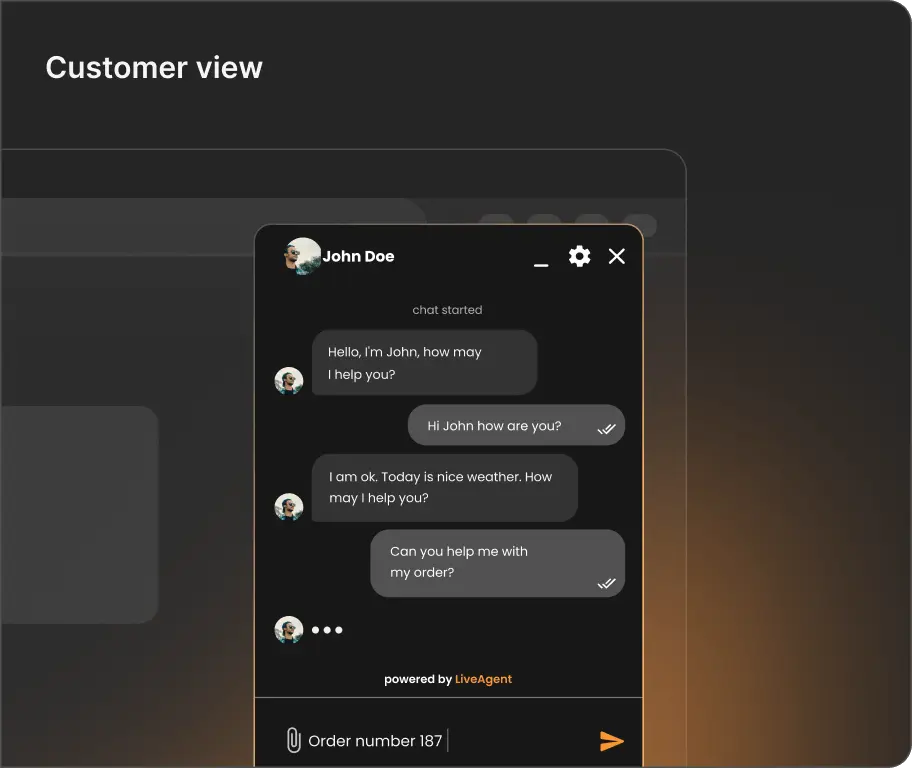 Khách hàng sử dụng phần mềm live chat trên trang web